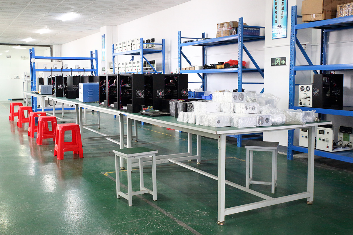 公司车间环境-金铂利莱